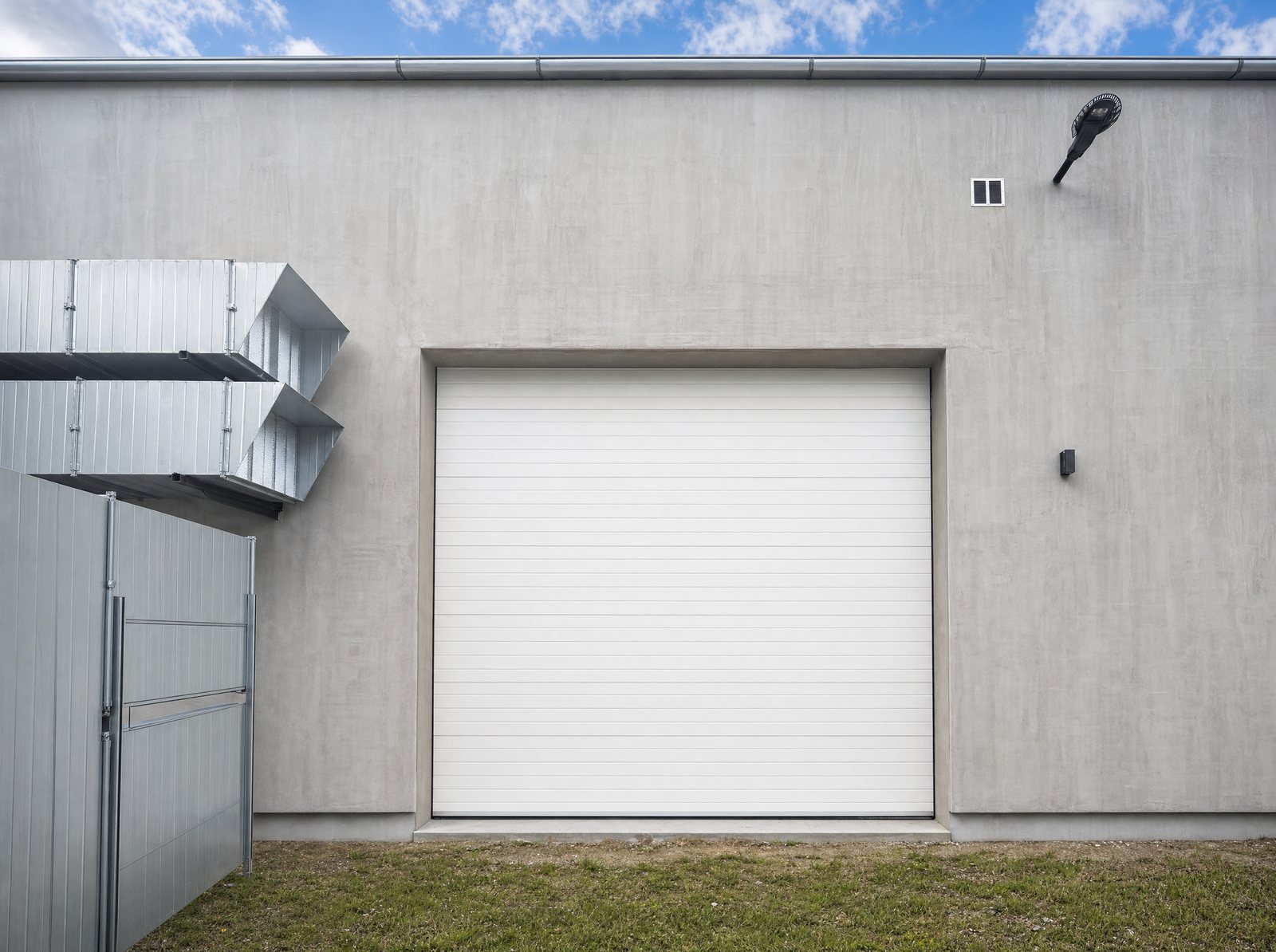 Garage 4 – photo 1