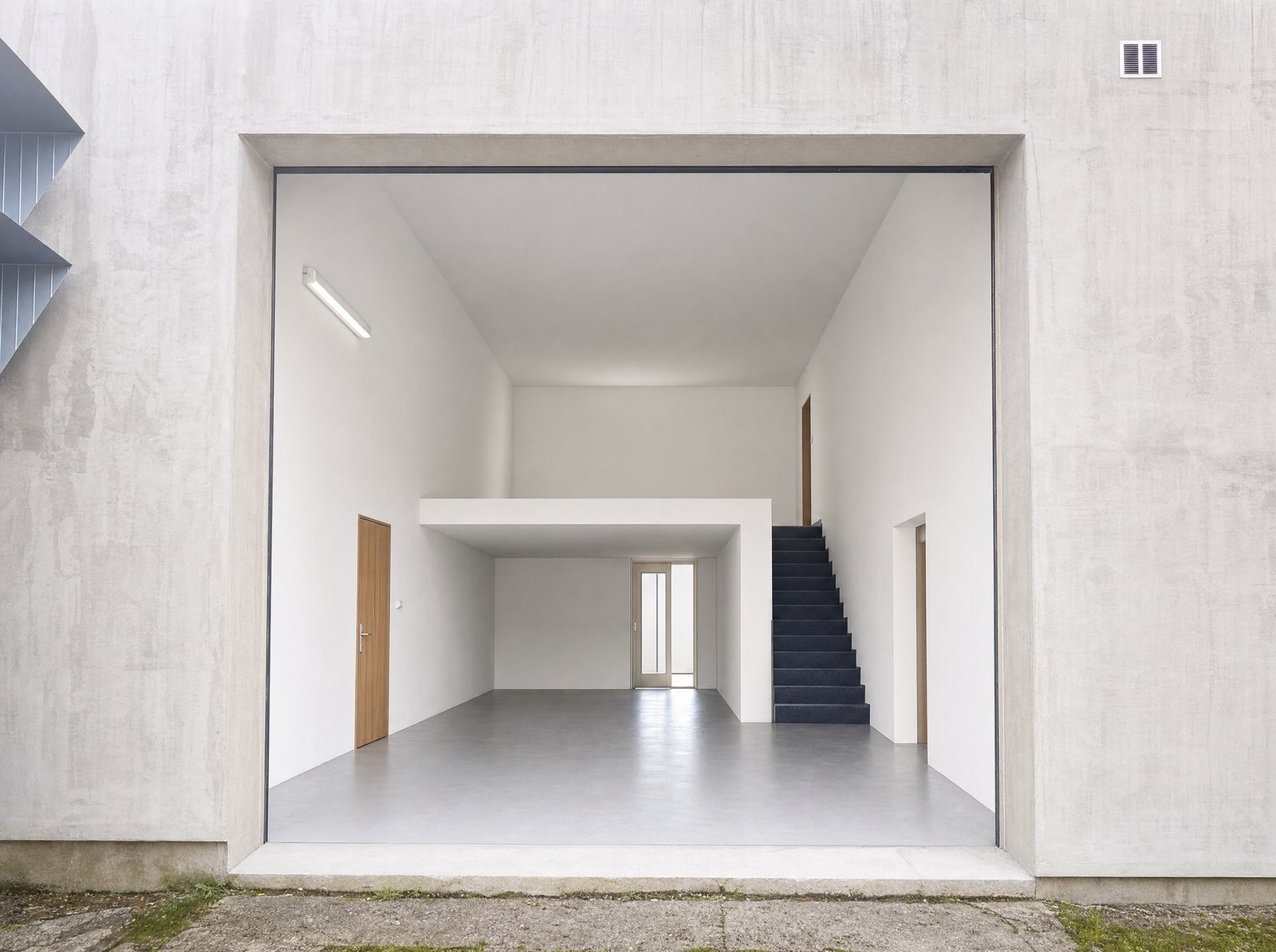 Garage 4 – photo 2