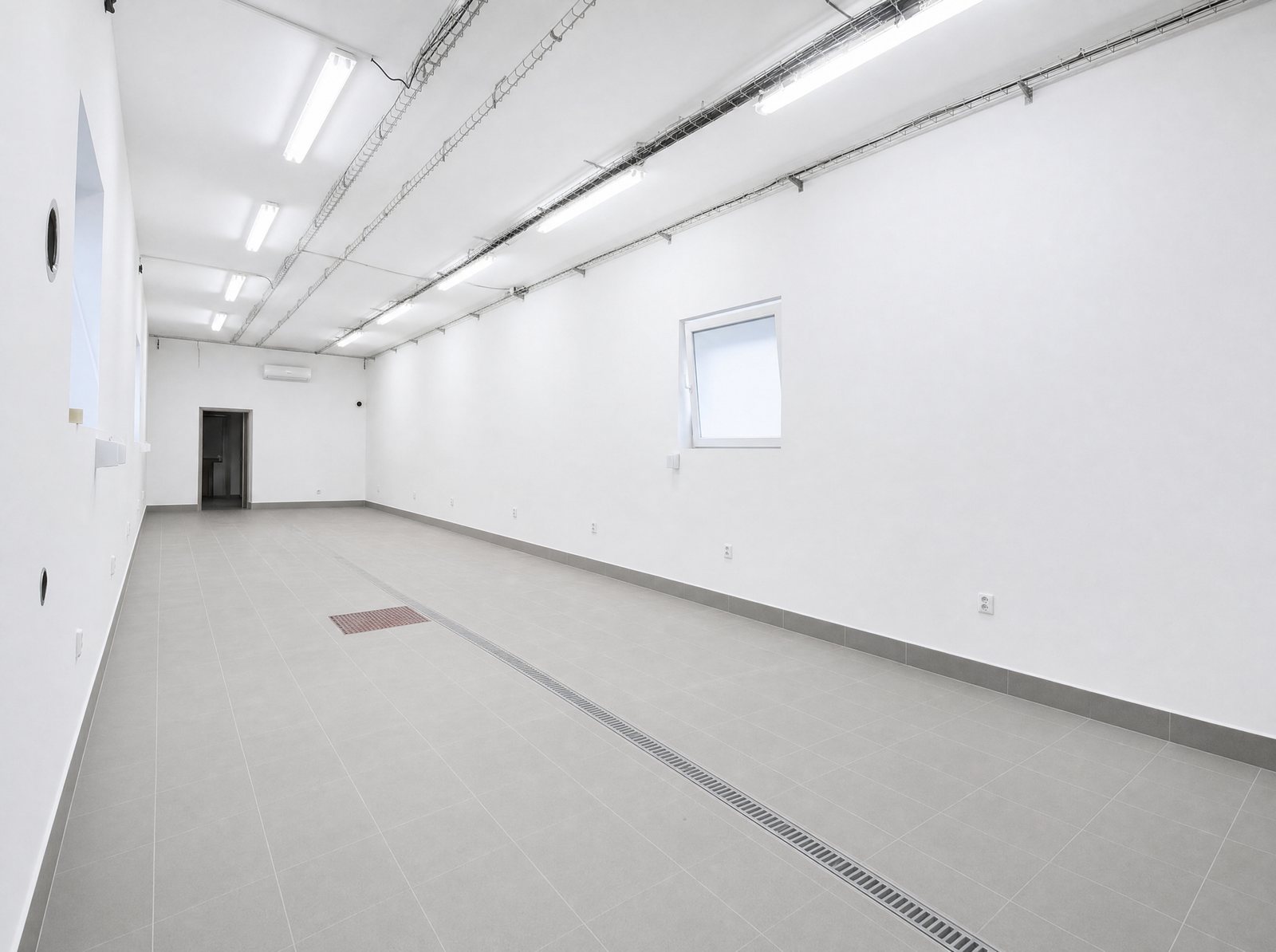Building 1 – photo 12
