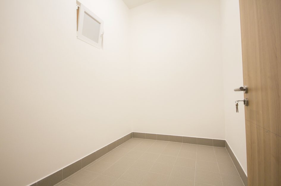 Building 1 – photo 14
