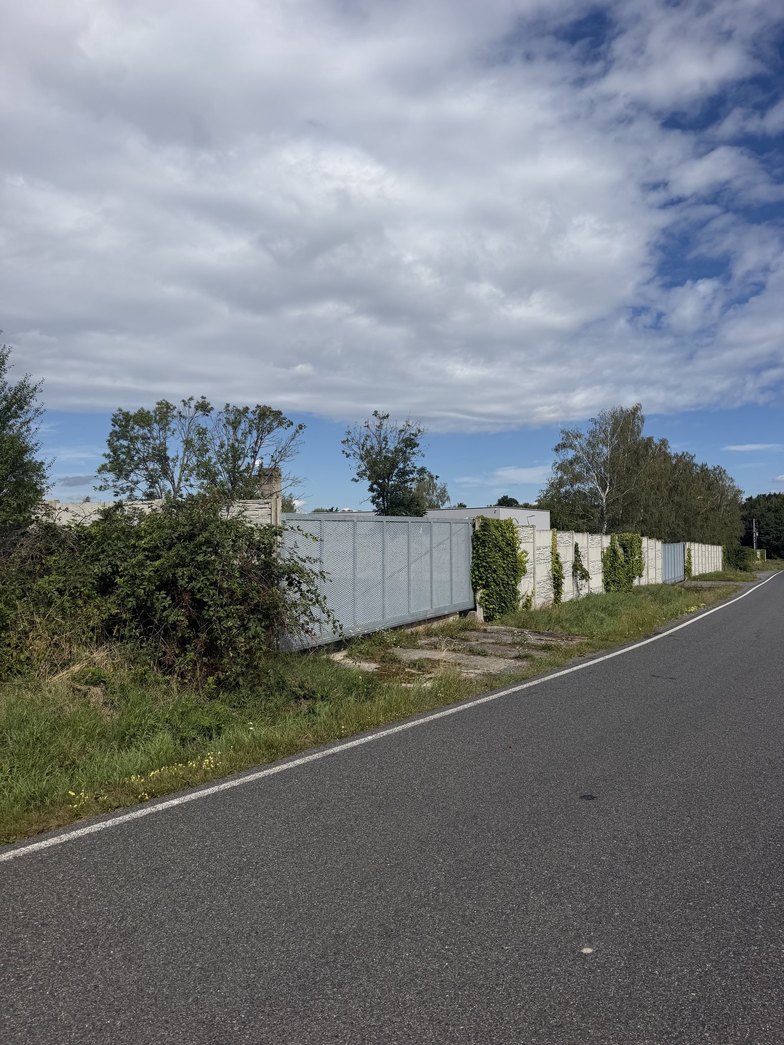 Access Road – photo 1